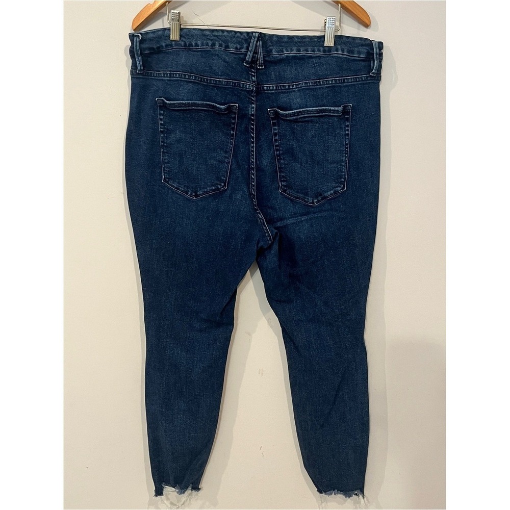 Good American Good Legs Crop Skinny Jeans Blue 20 Raw Chewed Hem - Picture 4 of 13